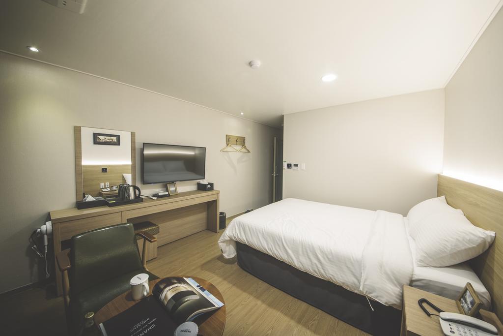 Harbor Hotel Чечжу Екстер'єр фото
